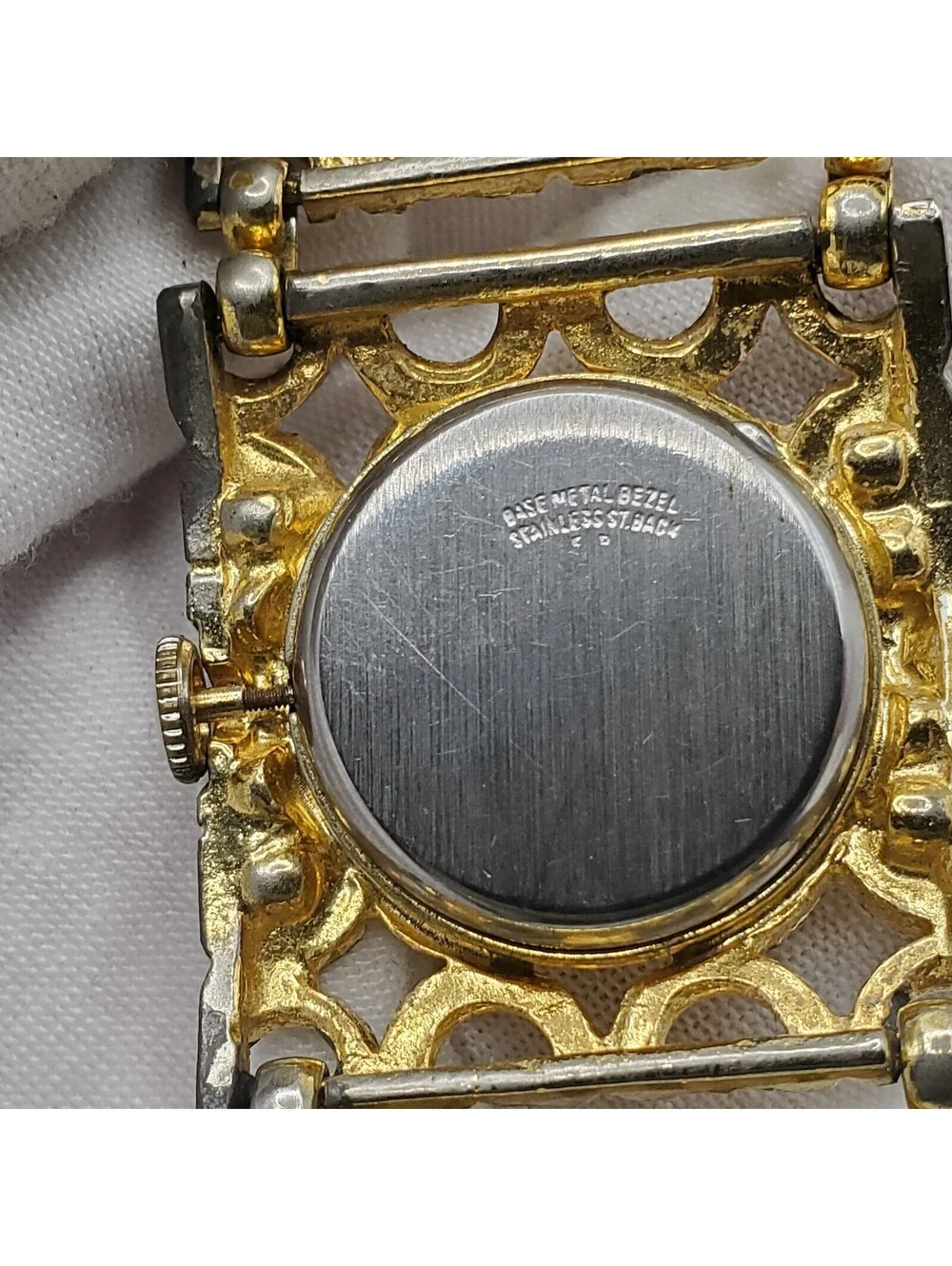 Vintage 17j Mechanical Watch Gold Tone Chain Band For Parts Or Repair